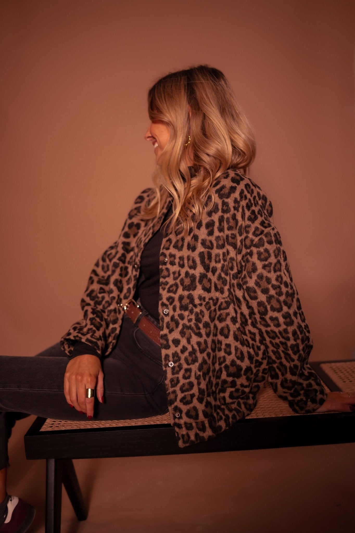 Damen modische Jacke mit Tierdruck für vielseitige Styling-Optionen